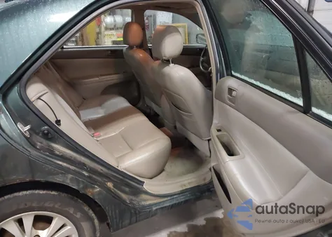 2004 Toyota Camry Le from USA, damaged, VIN 4T1BE32K54U373006